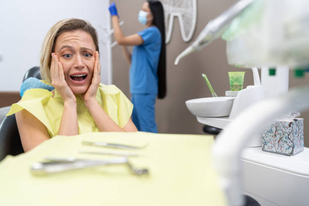 Best Emergency Denture Repair in Campbelltown, PA